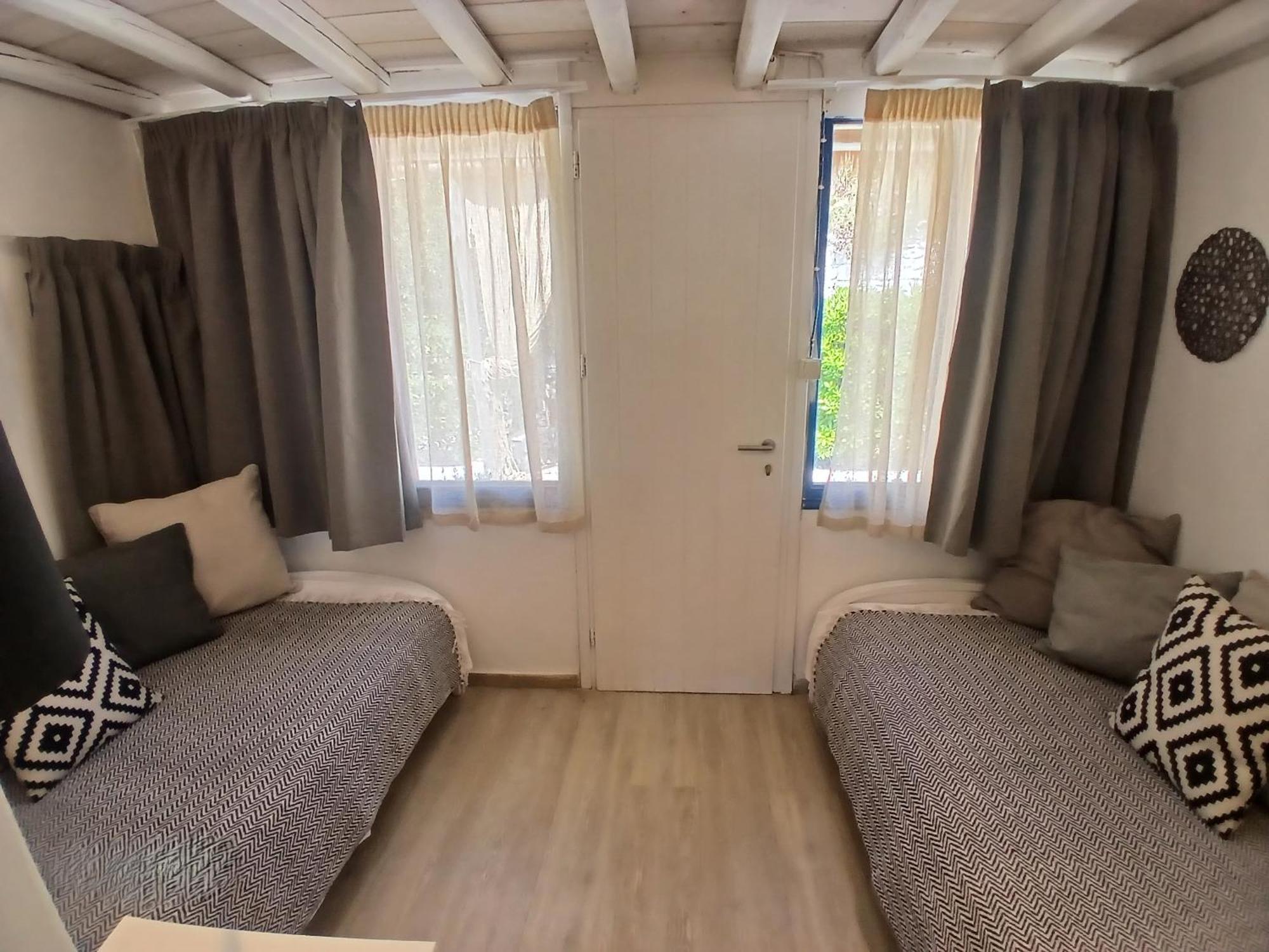 Sea Side Studios & Houses Кало Ліваді Номер фото